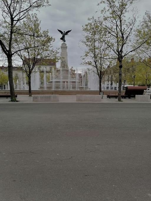 Apartmán Le Comte Est Bon, Quartier Antiquaires Dijon Exteriér fotografie